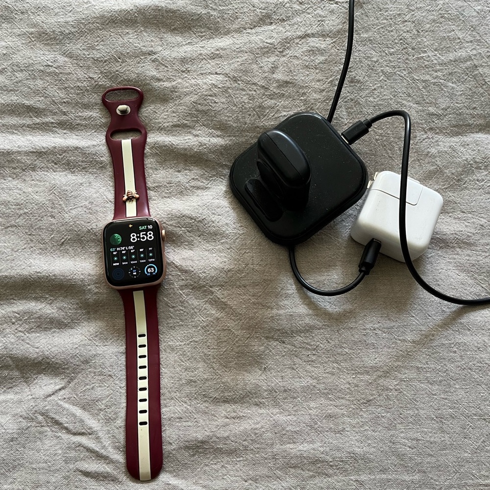 2022 Apple Watch SE 1st generation
